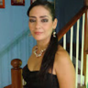 Meet your Posher, Maria victoria